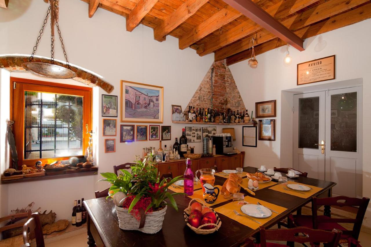 Casa Zafferano Guest House Albenga Exterior photo